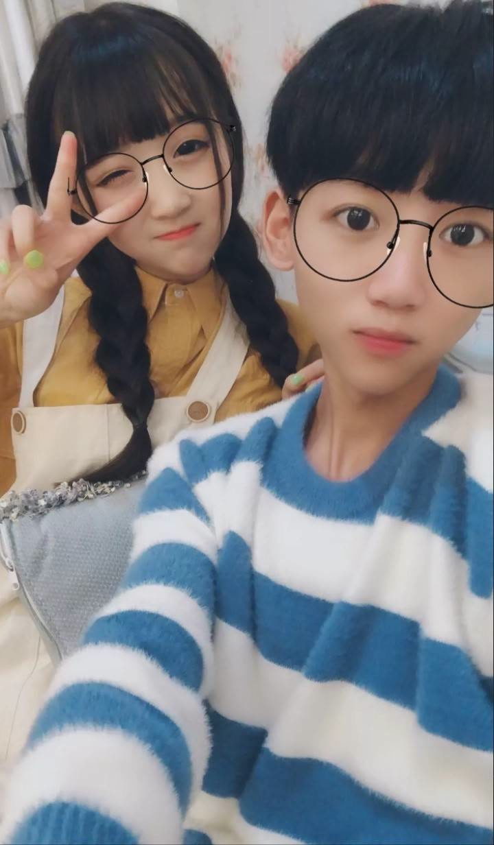 丫头今天就要走了 海龙有点伤心了 但是丫头也很不舍不得走 期待你们