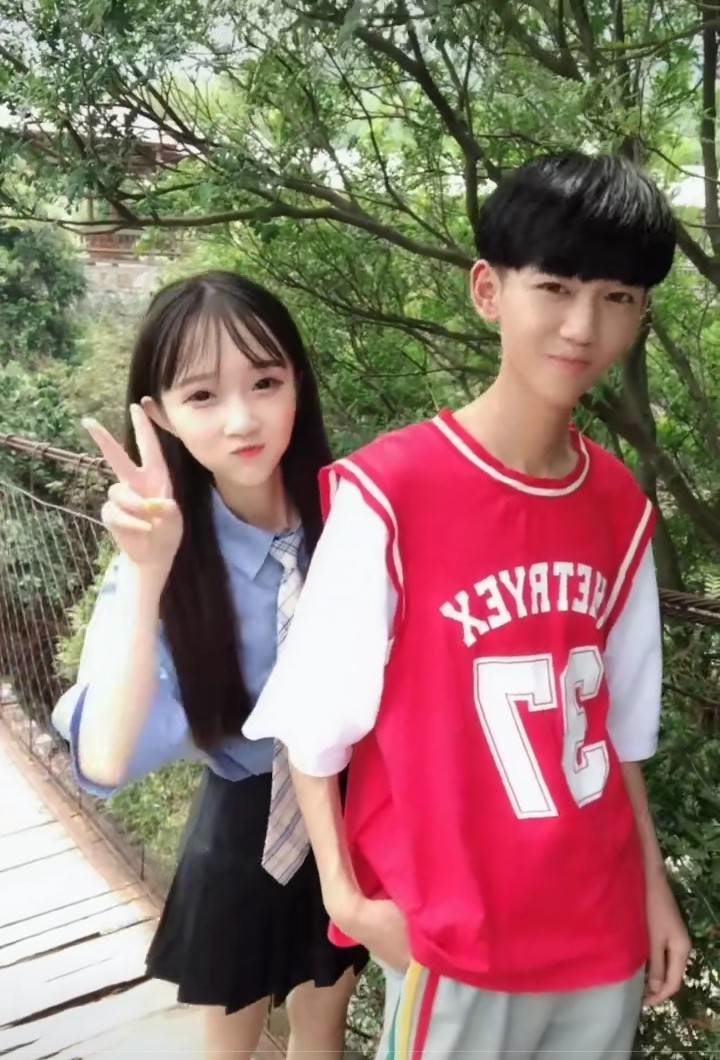 丫头今天就要走了 海龙有点伤心了 但是丫头也很不舍不得走 期待你们