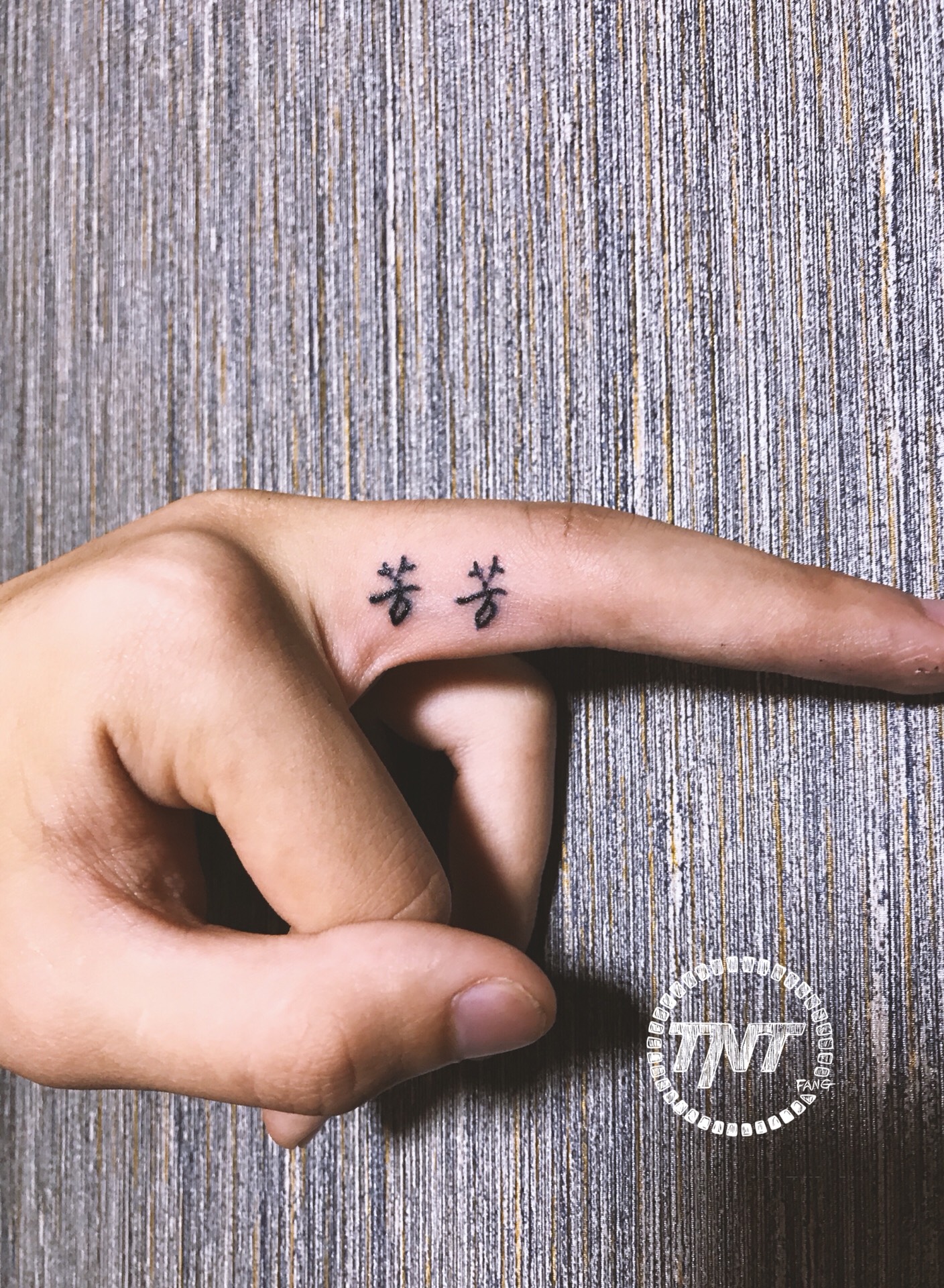 4k 0 2月前 多少钱? 这两个字多少钱